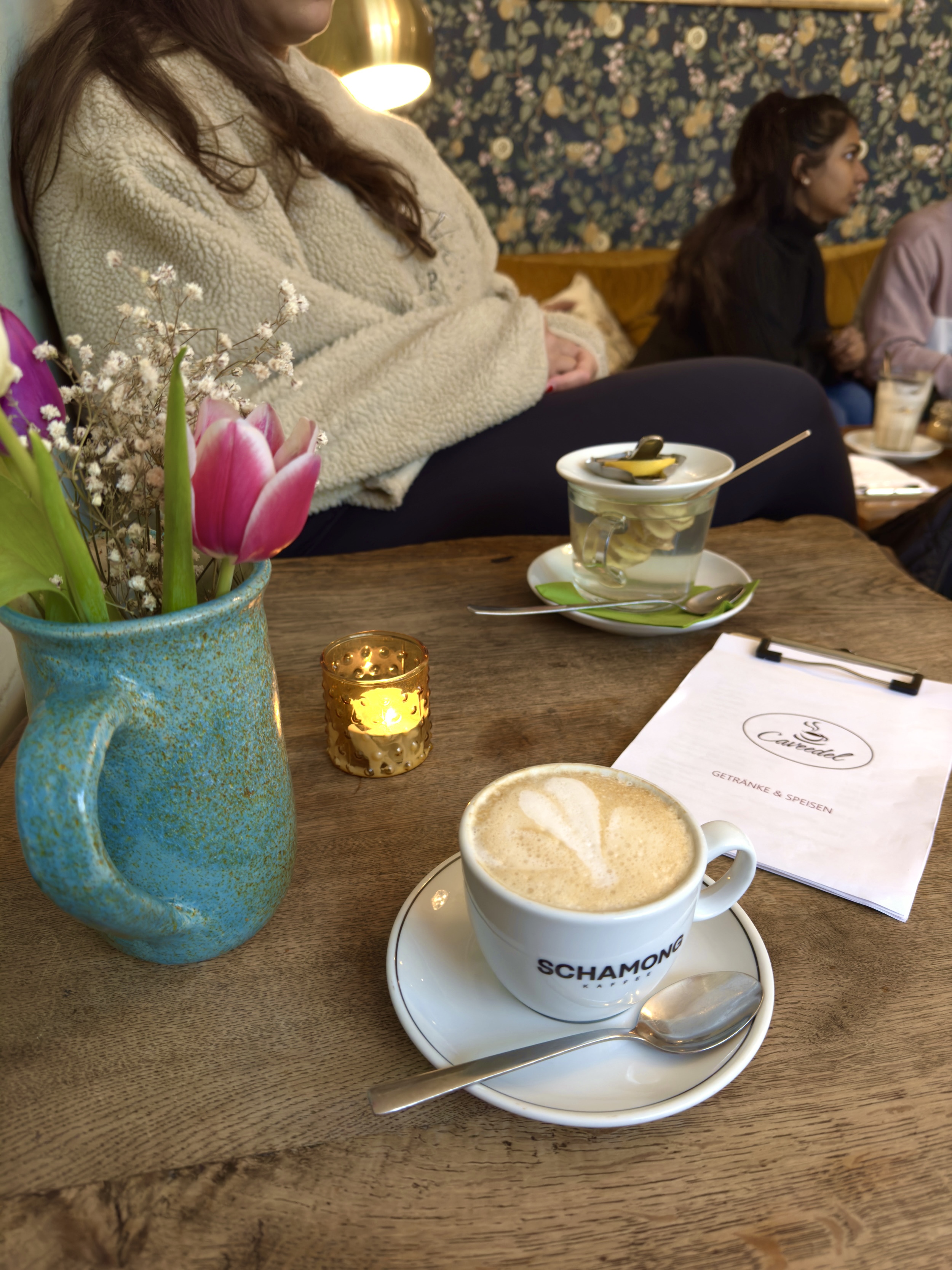 Top cozy Spots in Köln | Caveedel | Mr. Köln | Foto: Mr. Köln Top cozy Spots in Köln | Caveedel | Mr. Köln | Foto: Mr. Köln